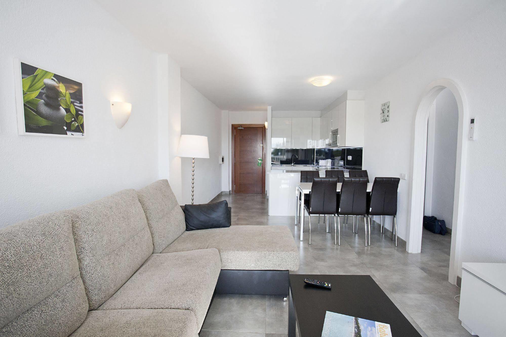 Apartamentos Siesta I Port de Alcudia  ภายนอก รูปภาพ